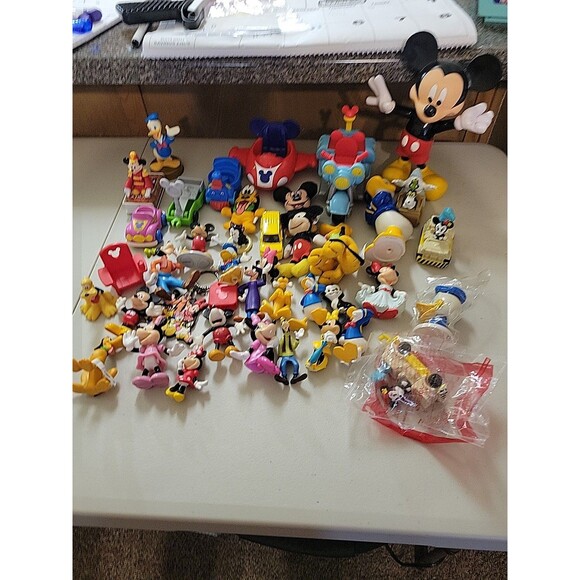 Disney Mickey Mouse & Friends Figurine Lot Mini Figures cars etc.. Huge lot - Picture 2 of 16